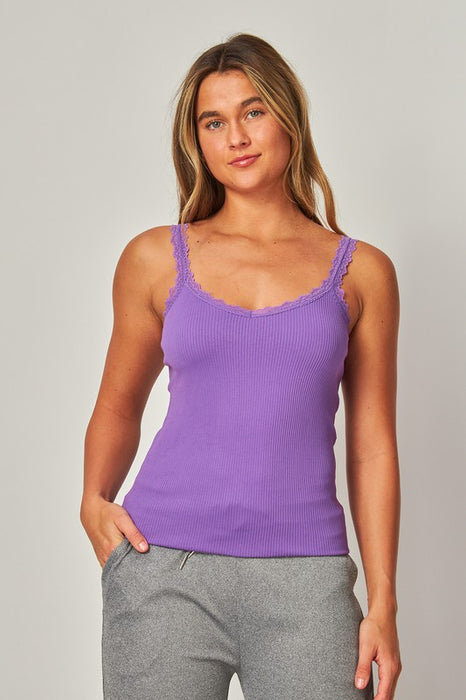 Stretchy Ribbed Seamless Lace Trim Tank Top