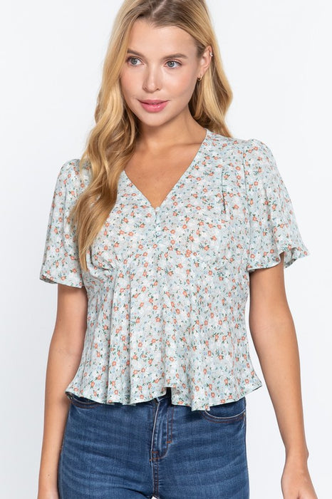 RUFFLE SHORT SLEEVE FLORAL SAGE TOP